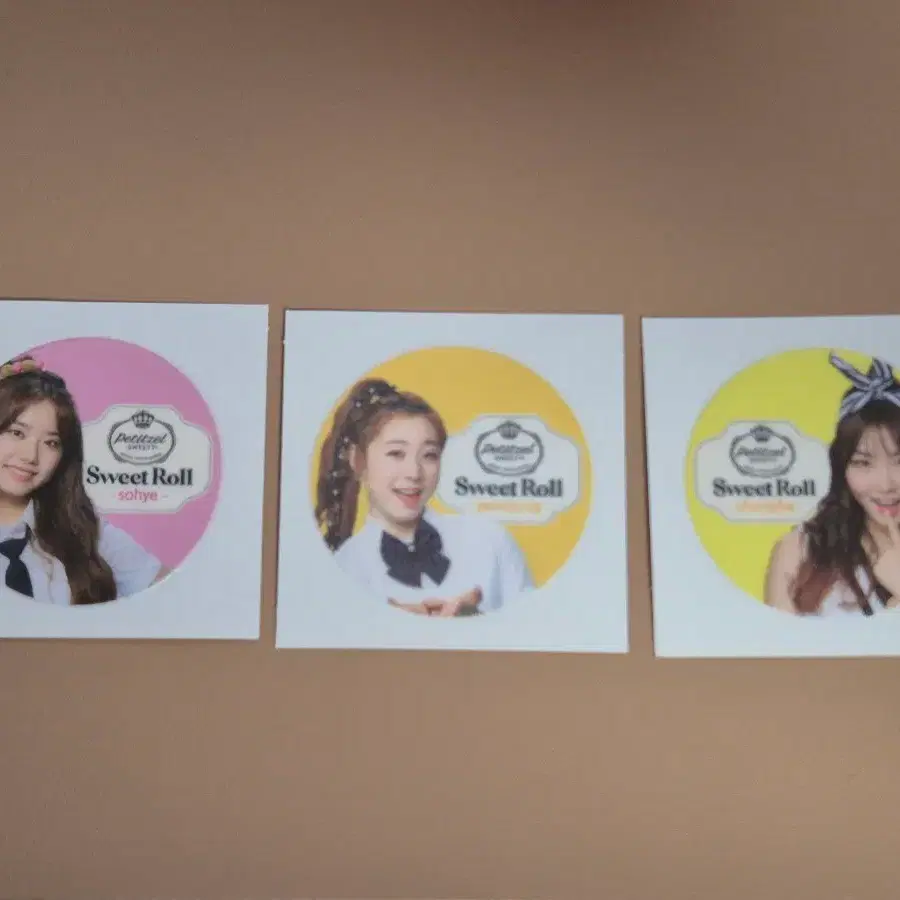 [일괄] I.O.I 스위트롤 띠부씰 3장 일괄 (소혜/연정/청하)