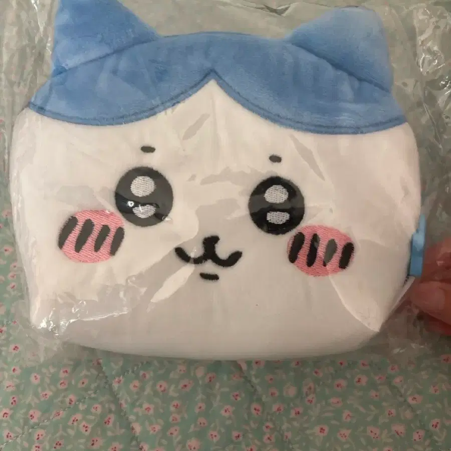 치이카와 먼작귀 하치와레 파우치