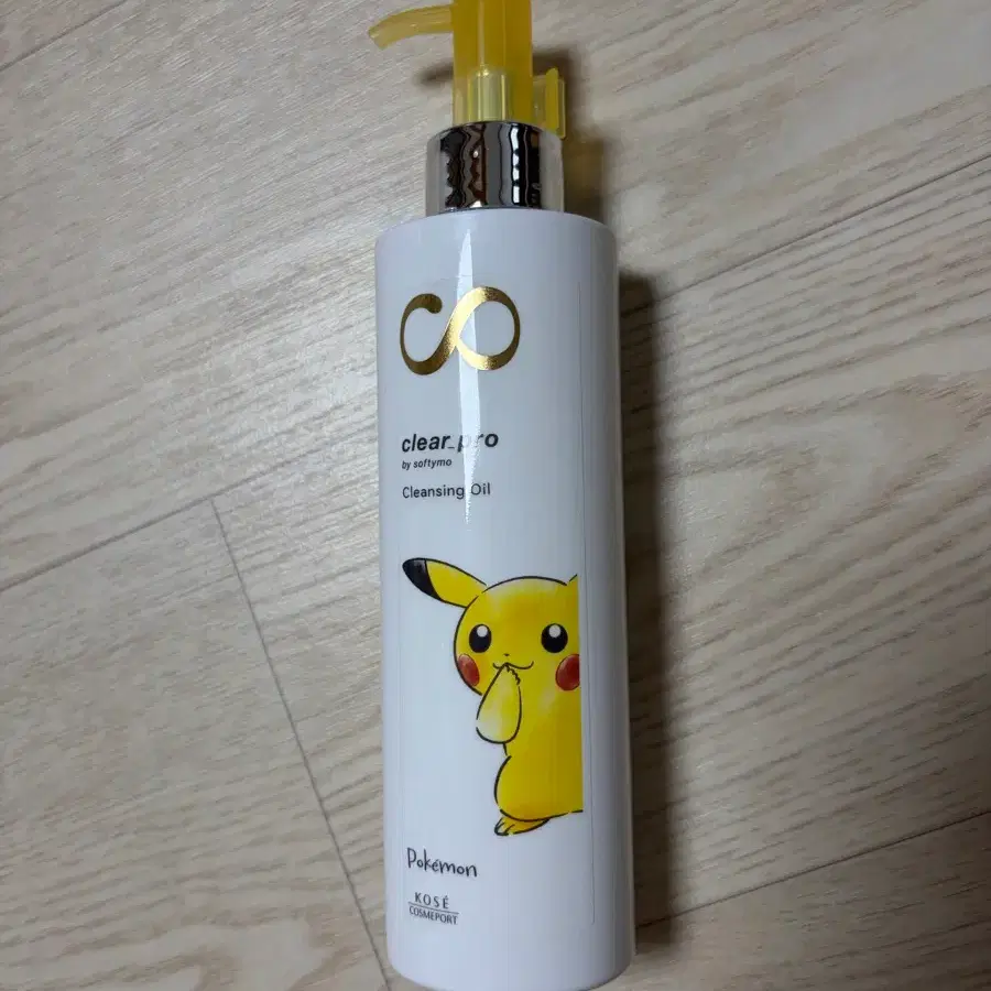 소프티모 클리어 프로 클렌징 오일 포켓몬 피카츄 에디션