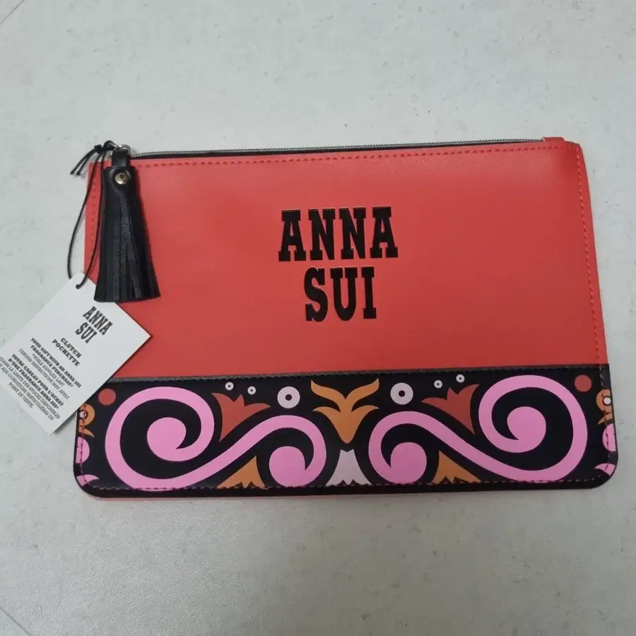 안나수이 에스닉 태슬 클러치 파우치 anna sui