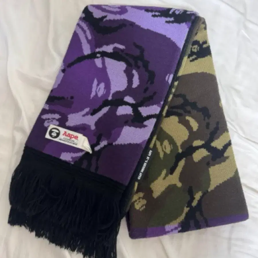 베이프 Aape 퍼플 카모 머플러 목도리