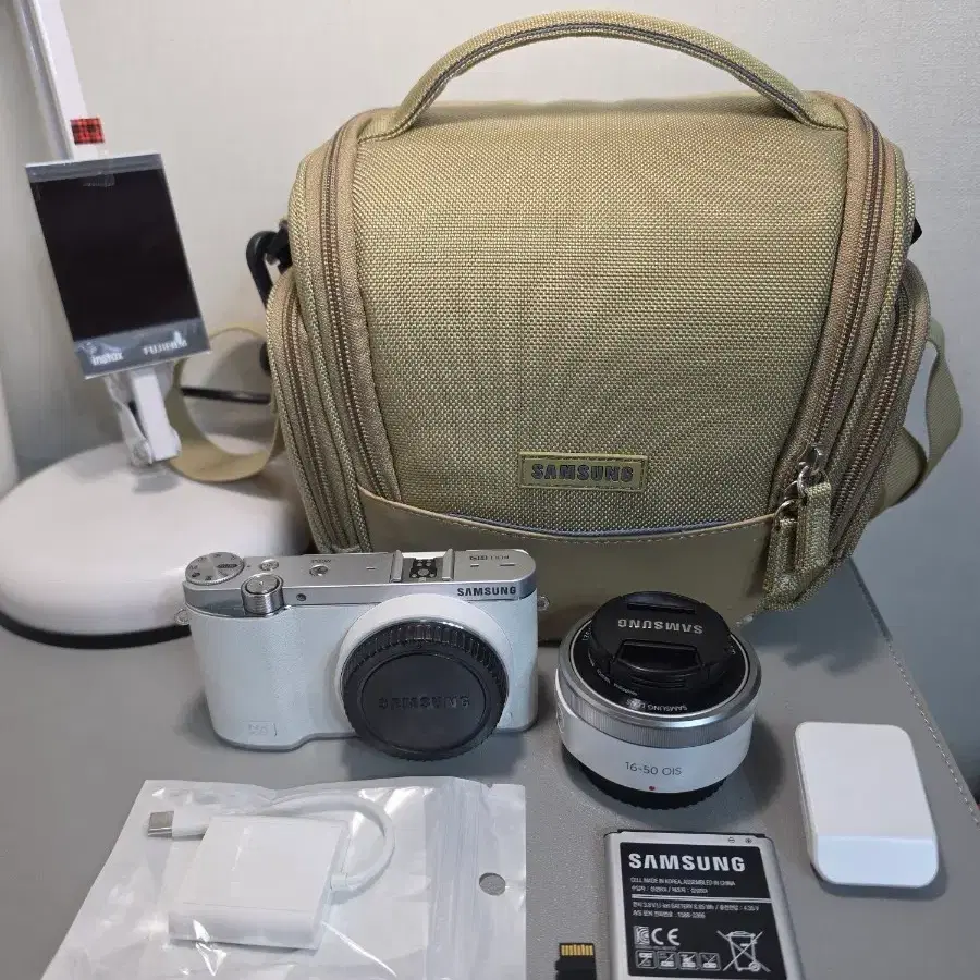 삼성 NX3000 / 16-50 OIS 미러리스 카메라
