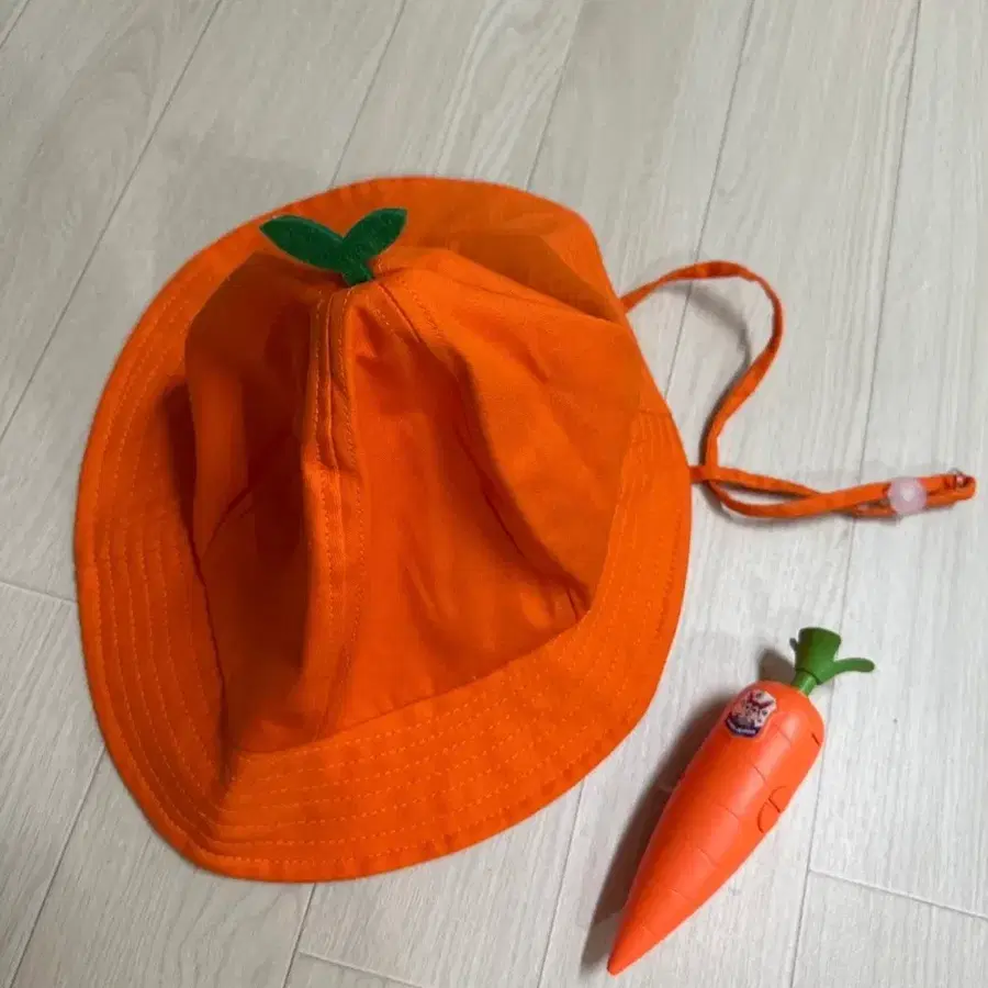 감귤모자와 당근펜 일괄