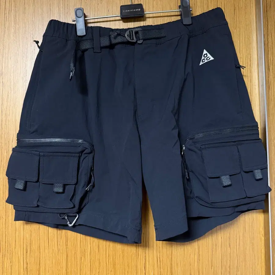 나이키 ACG 카고 쇼츠 블랙 L