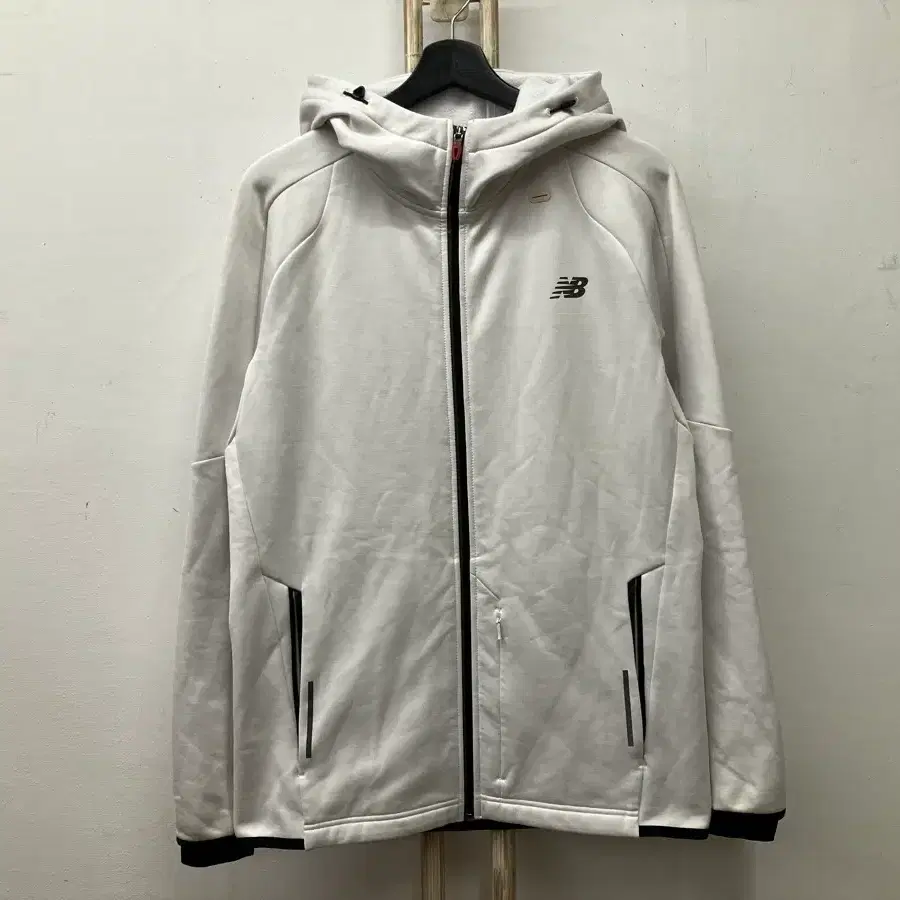 1 뉴발란스(new balance) 후드 집업 100(L)