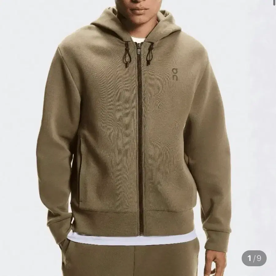 XXL) 온러닝 On Focus Tech Zip Hoodie Kalamata / 미착용 새상품 / 국내 품절 컬러