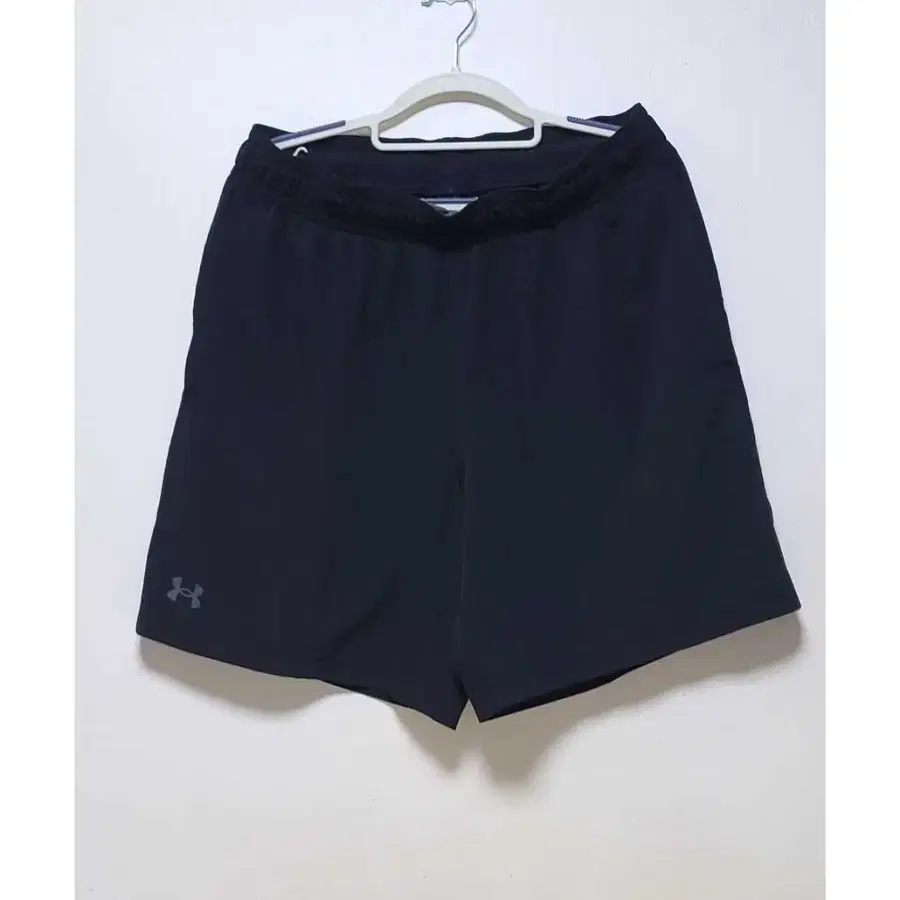 언더아머 기능성 러닝 반바지 (사이즈 110/2XL)