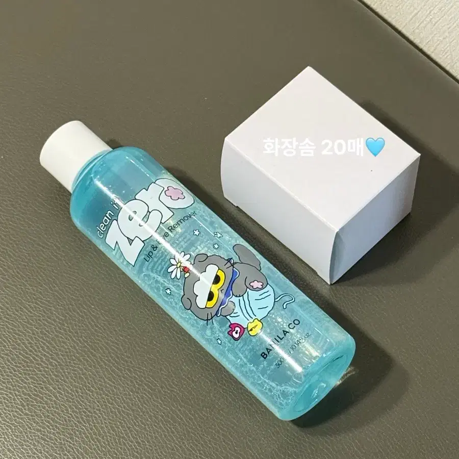 (새상품) 조앤프렌즈 X 바닐라코 클린잇제로 립&아이리무버 300ml + 화장솜 20매