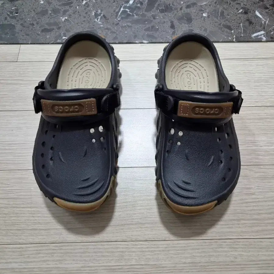 크록스 에코 클로그 블랙 230