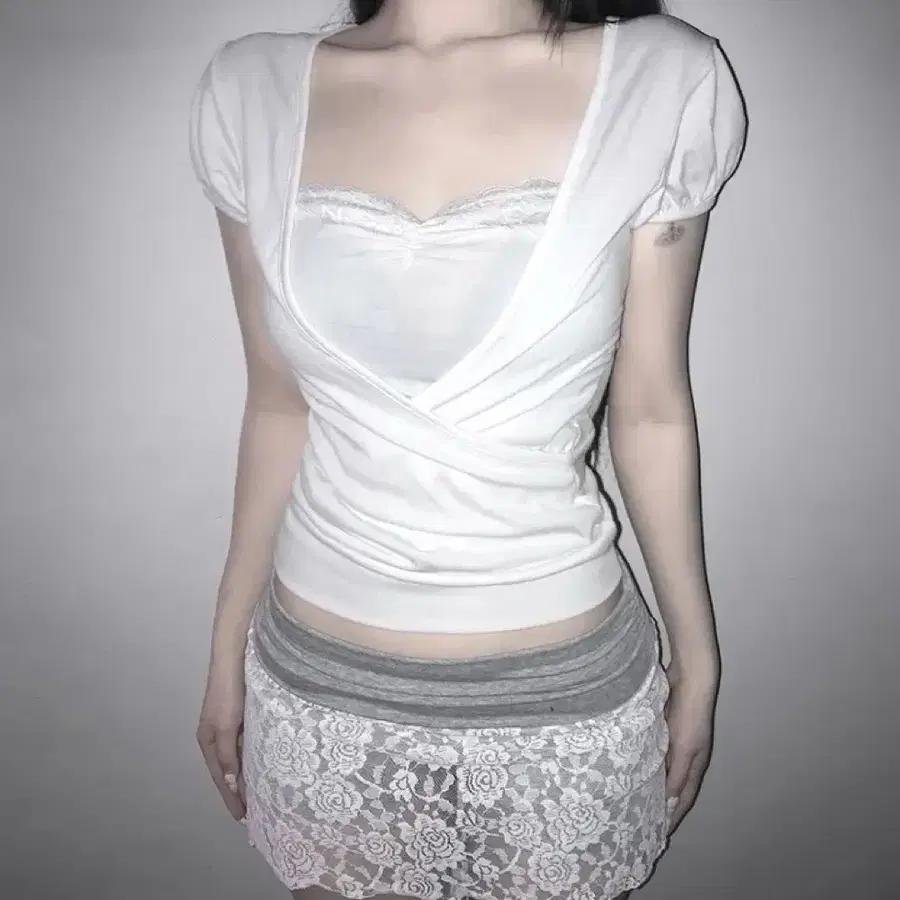 lace rosy tee