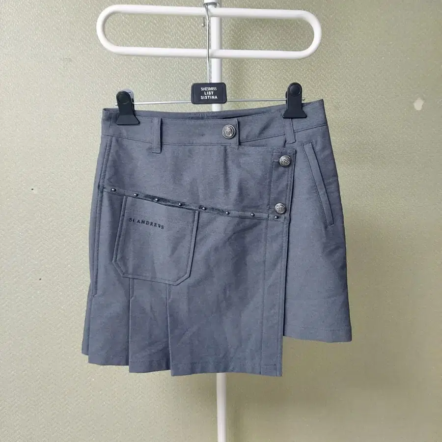 세인트앤드류스 치마 s사이즈