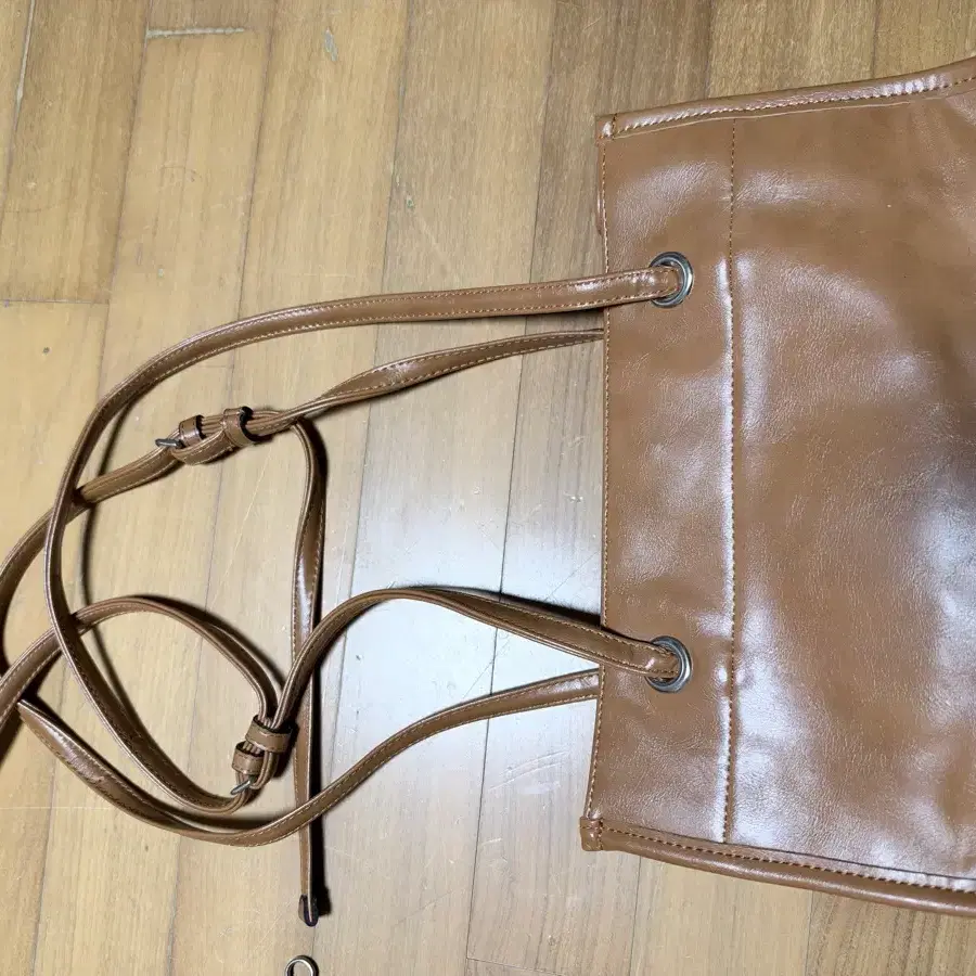 엘노이 mego bag 카멜