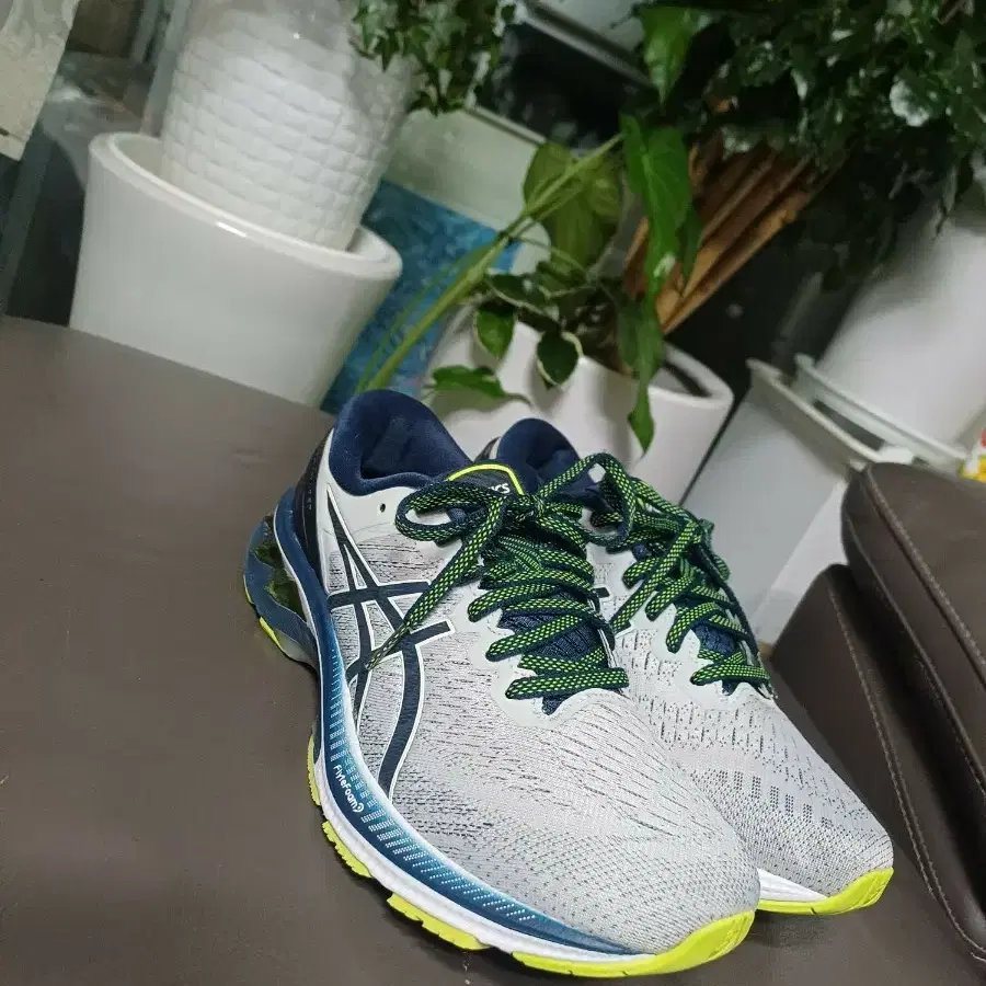 아식스 젤 카야노 28 런닝화250