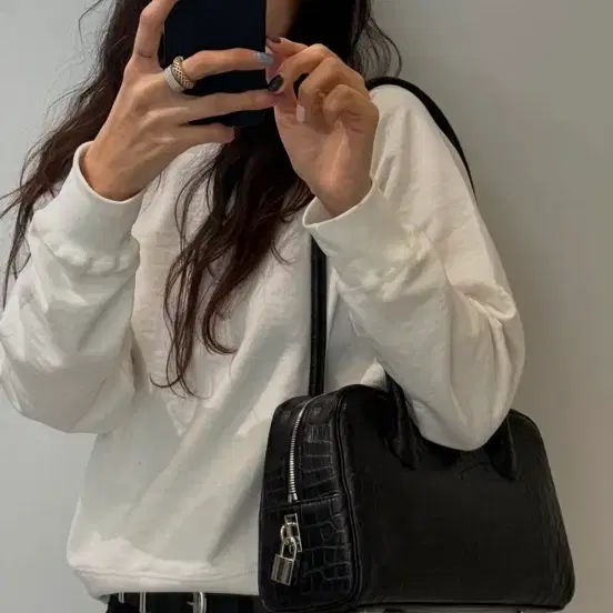 위라라