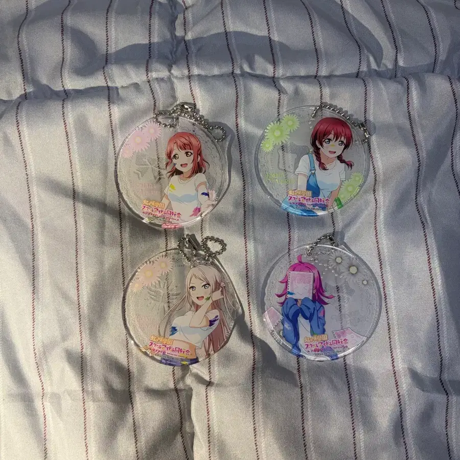 니지동(니지가사키) 러브라이브 투명 고무 키링 (엠마, 란쥬, 리나, 아유무)