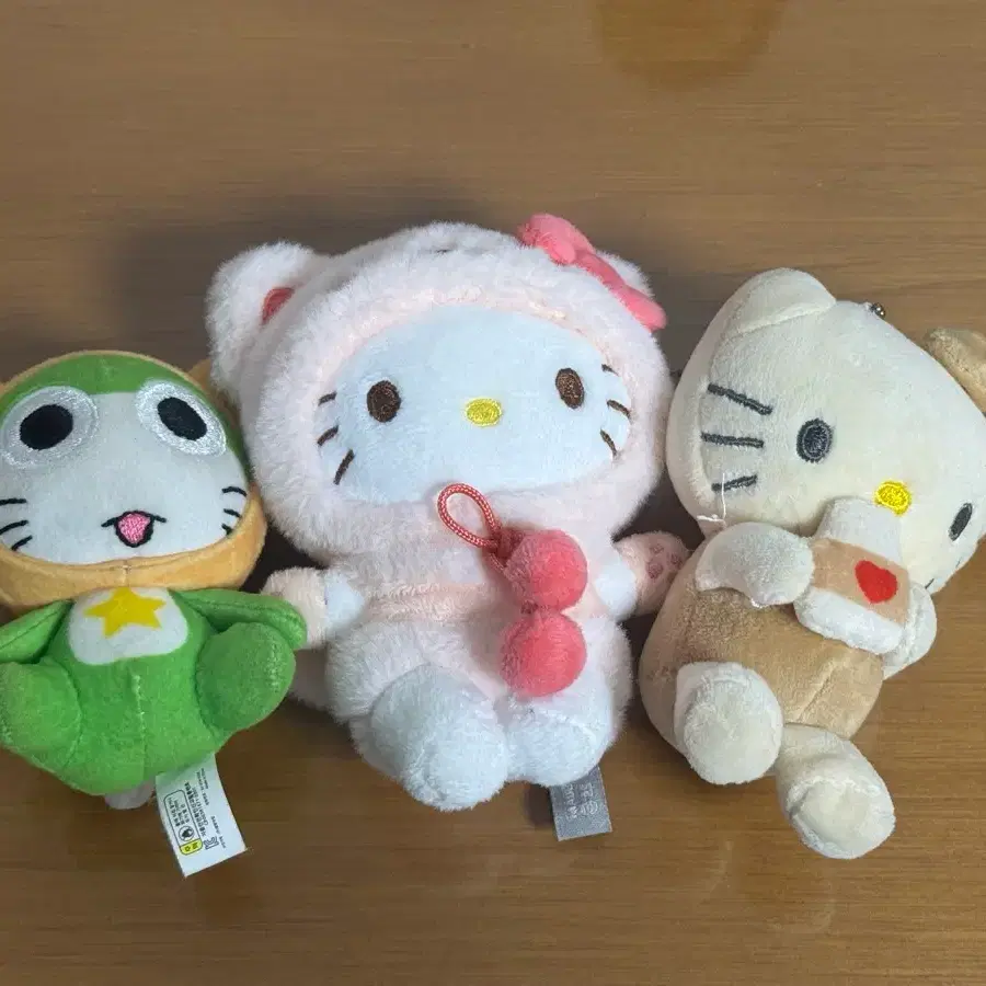 헬로키티, 케로로 인형 키링 일괄