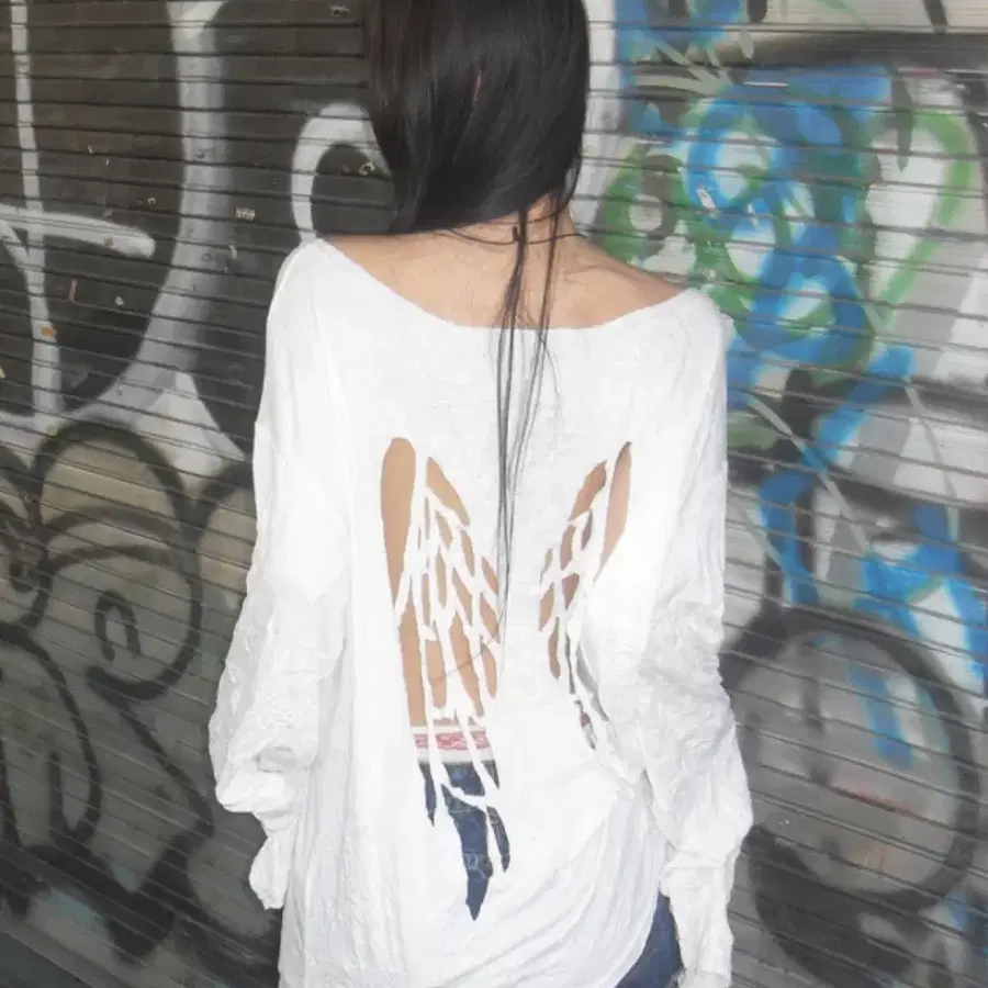 [유스이즈유어스]Y15 ANGEL'S TEARS CRINKLE ONE-SHOULDER T-SHIRT