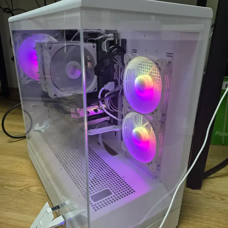 7500x3d, rtx4070 게이밍 컴퓨터