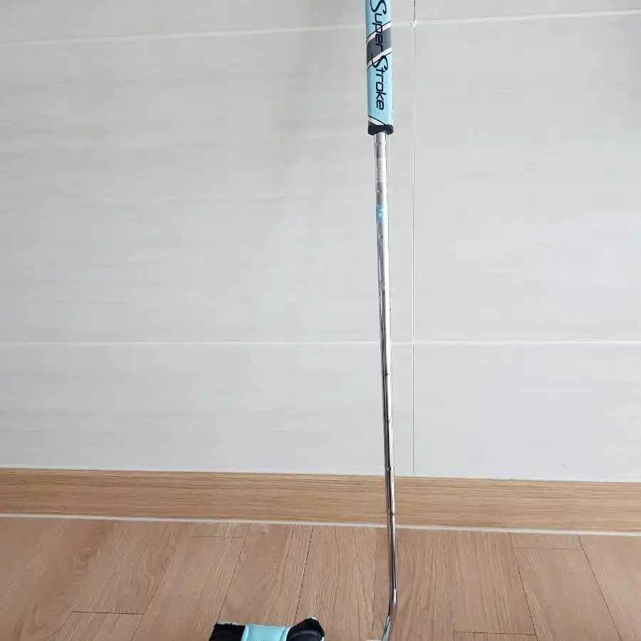 테일러메이드 GT 골프퍼터
