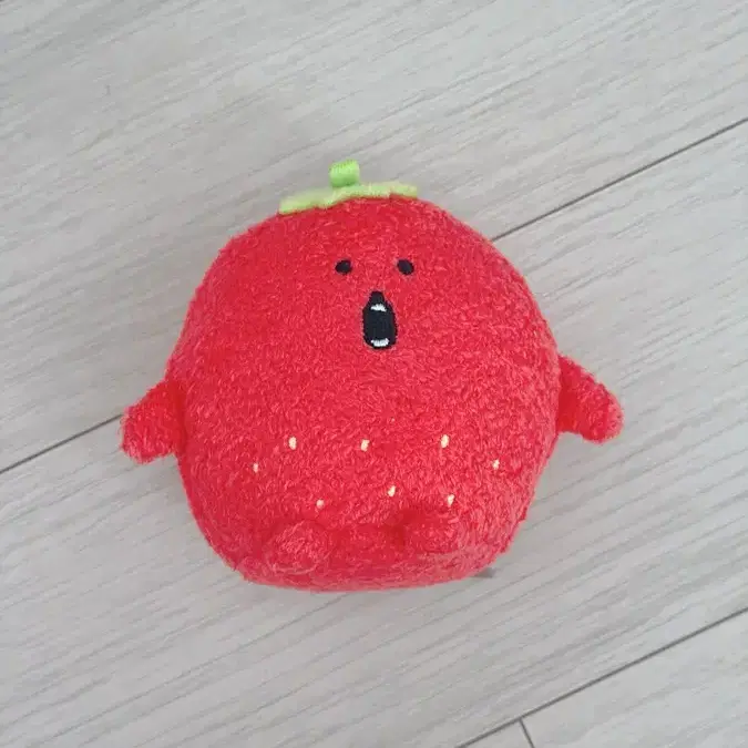 딸기 고로케 마스코트 농담곰