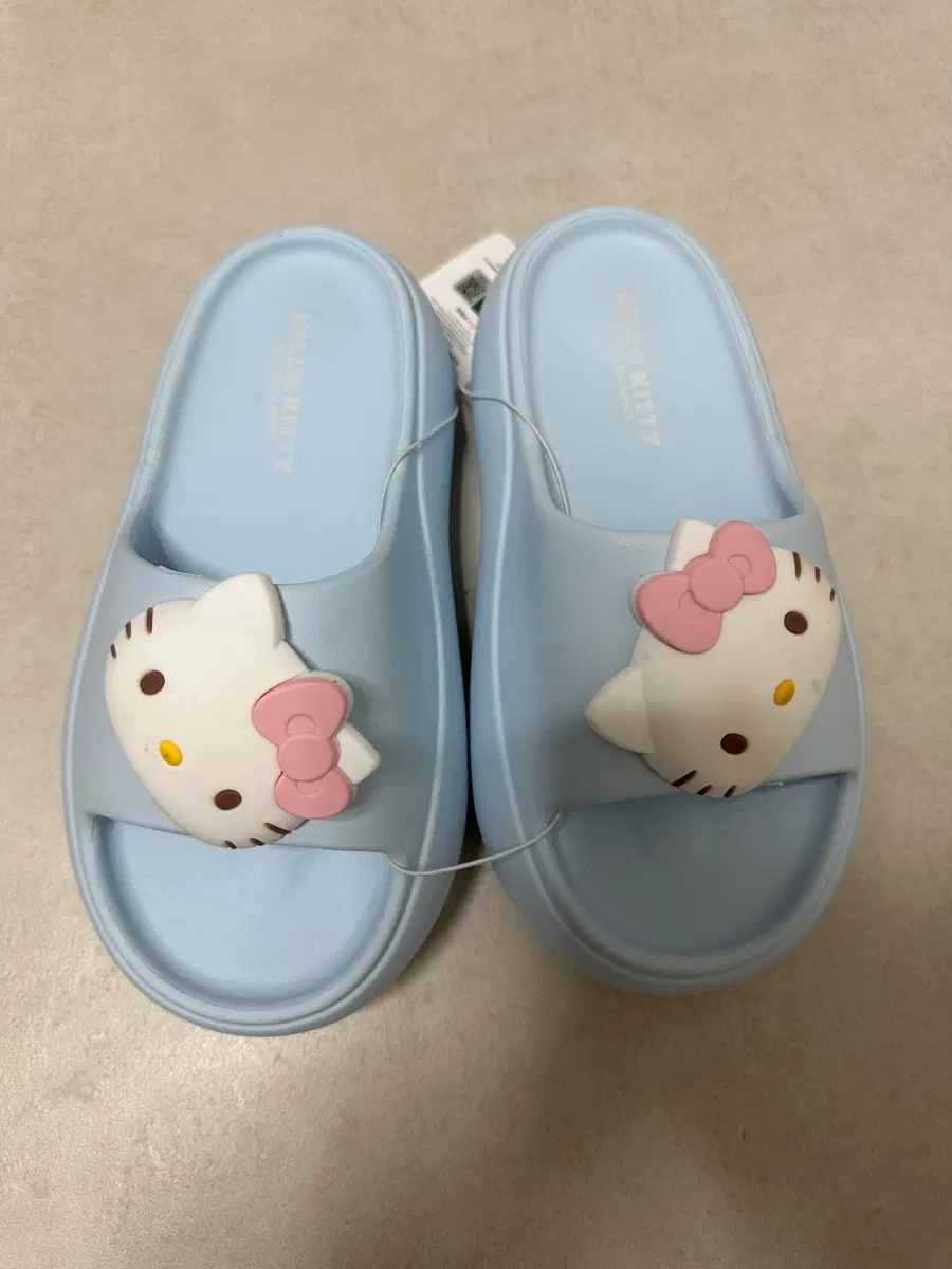 Hello Kitty Slippers (Sky Blue)