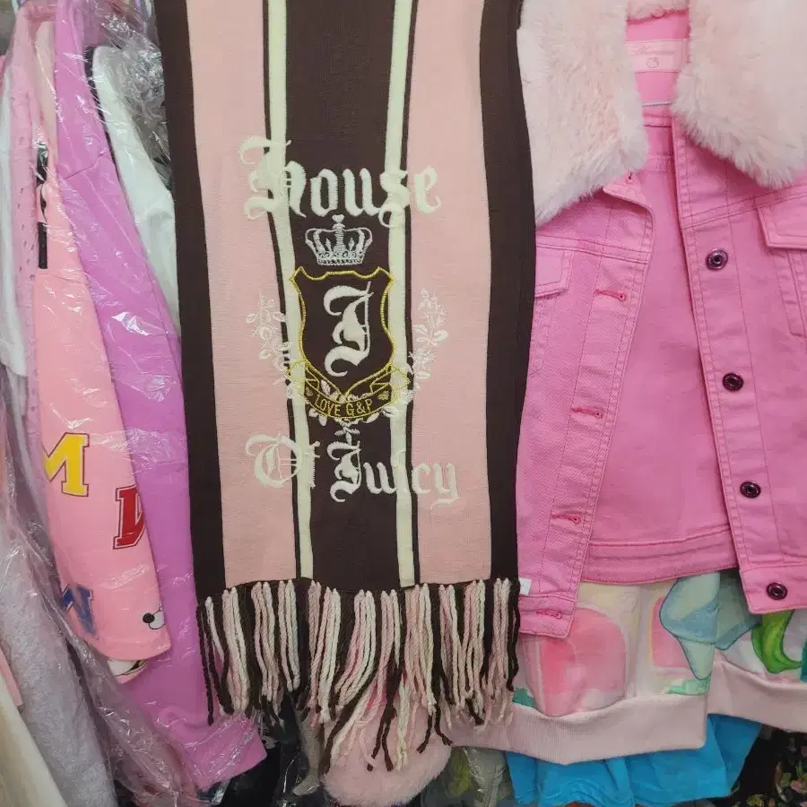 쥬시꾸뛰 머플러 수입
