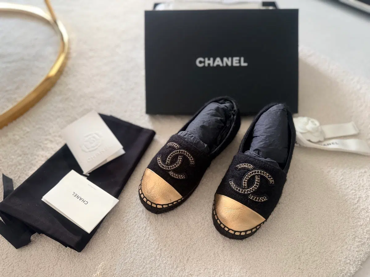 Chanel Espadrilles 35