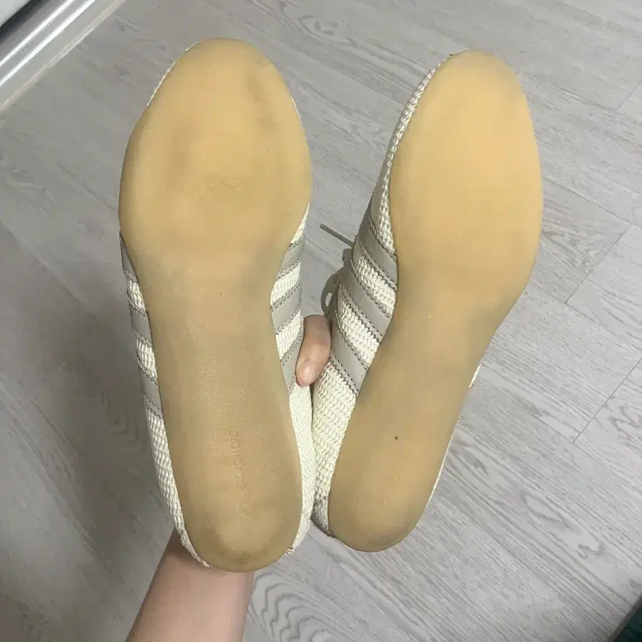 아디다스 도쿄 우먼 250
