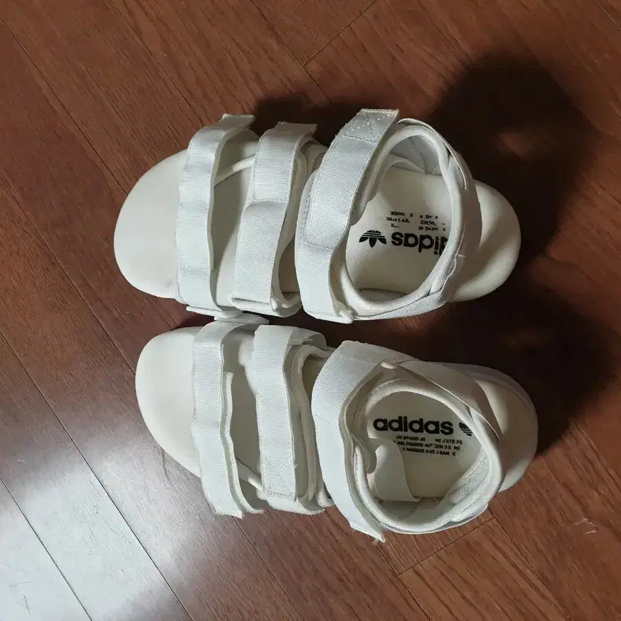 아디다스 샌들 245