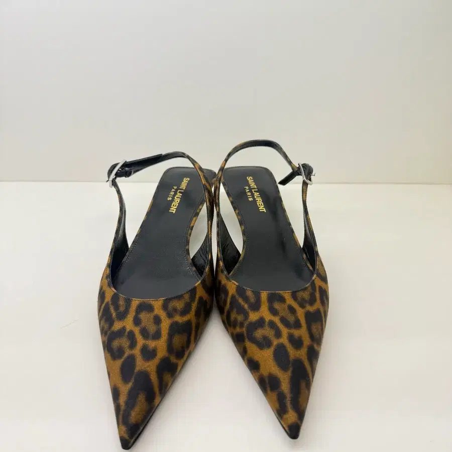 생로랑 샌들 775130AAC9X2038 BROWN
