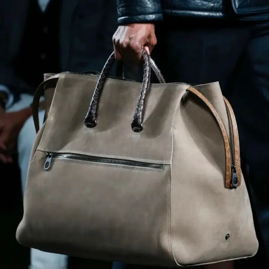 보테가베네타 bottega veneta 크로커다일/스웨이드 보스톤백