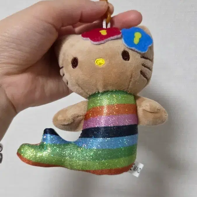 태닝헬로키티 인형키링