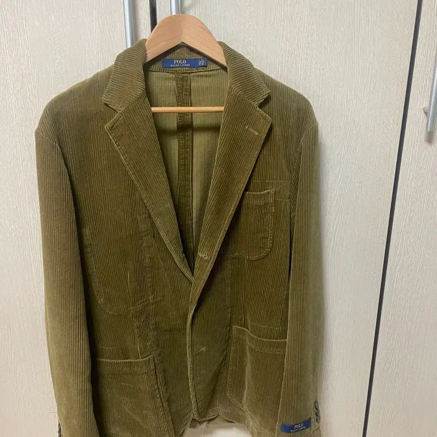 폴로 코듀로이 블레이저 브라운 색상 팝니다