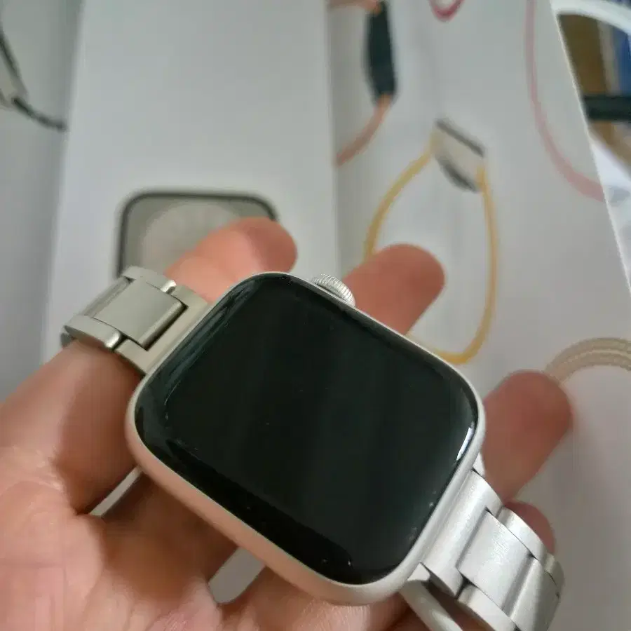 애플워치 8세대 (GPS) 41mm 알루미늄 스타라이트