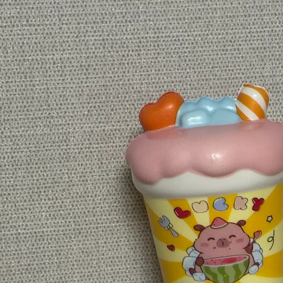 카피바라 컵케익 스퀴시