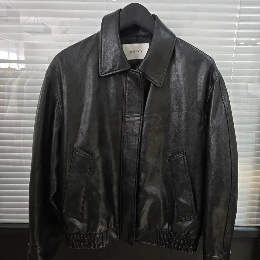닐바이피 에코 레더 블루종 자켓