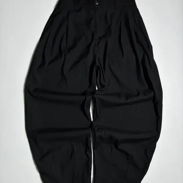 낫포너드 블랙 투턱 벌룬 팬츠 R4415
