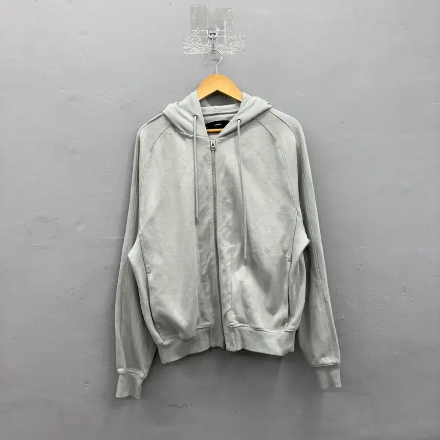 일꼬로소 후드집업
