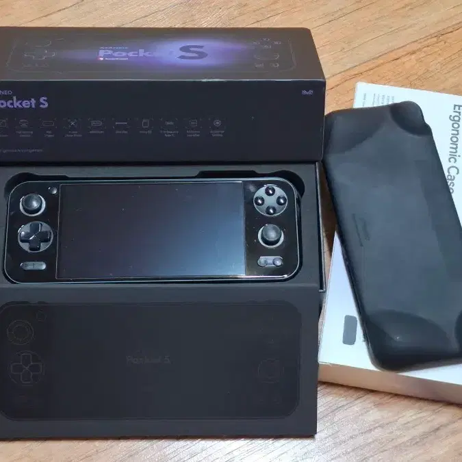 아야네오 포켓 S 2K/AYANEO Pocket S 2K 16GB/512GB 풀박스 + 공식 그립케이스 + 공식 Tomtoc 하드 파우치