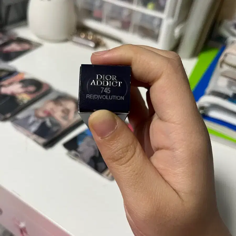 디올 어딕트 745 레볼루션 립스틱