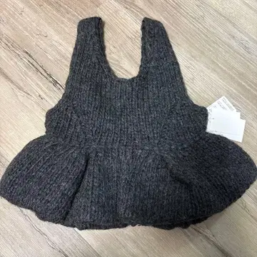 즈킨님 W 페이스 핸드 니트 페플럼 뷔스티에