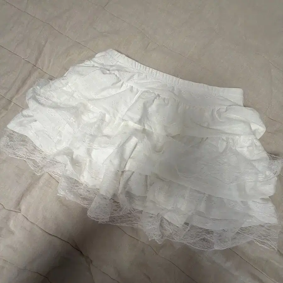 시즈니룩 여놀룩 캉캉치마