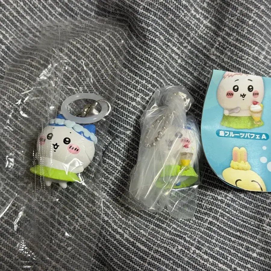 하치와레 메지루시 + 타메모노 키링 가챠 세트 판매합니다 치이카와