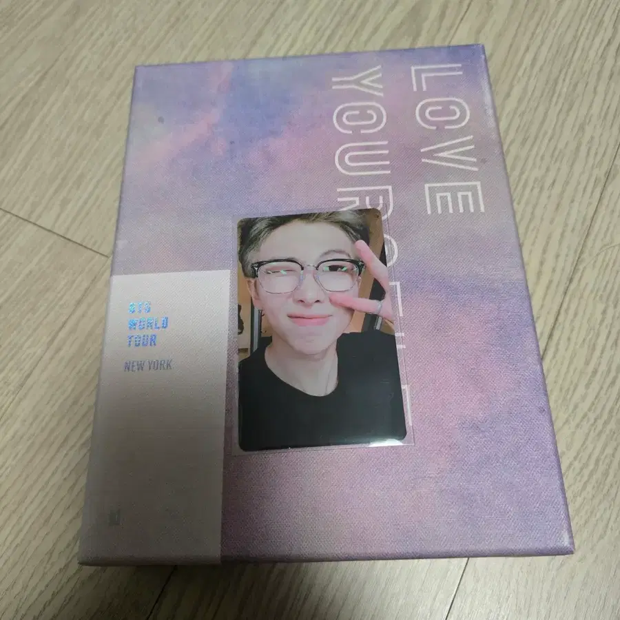방탄 럽셀 뉴욕 dvd 남준 포카포함 풀셋양도.  bts RM