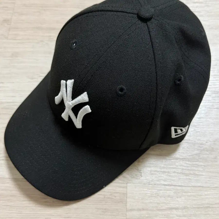 뉴에라 뉴욕 양키스 블랙 볼캡