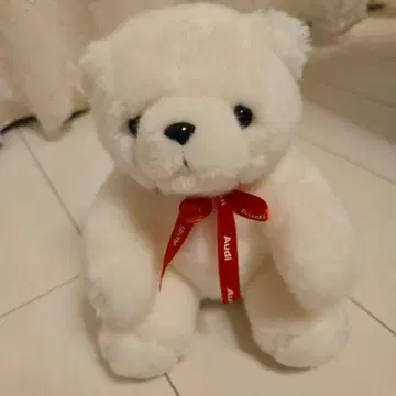 Audi 봉제 인형 화이트 곰