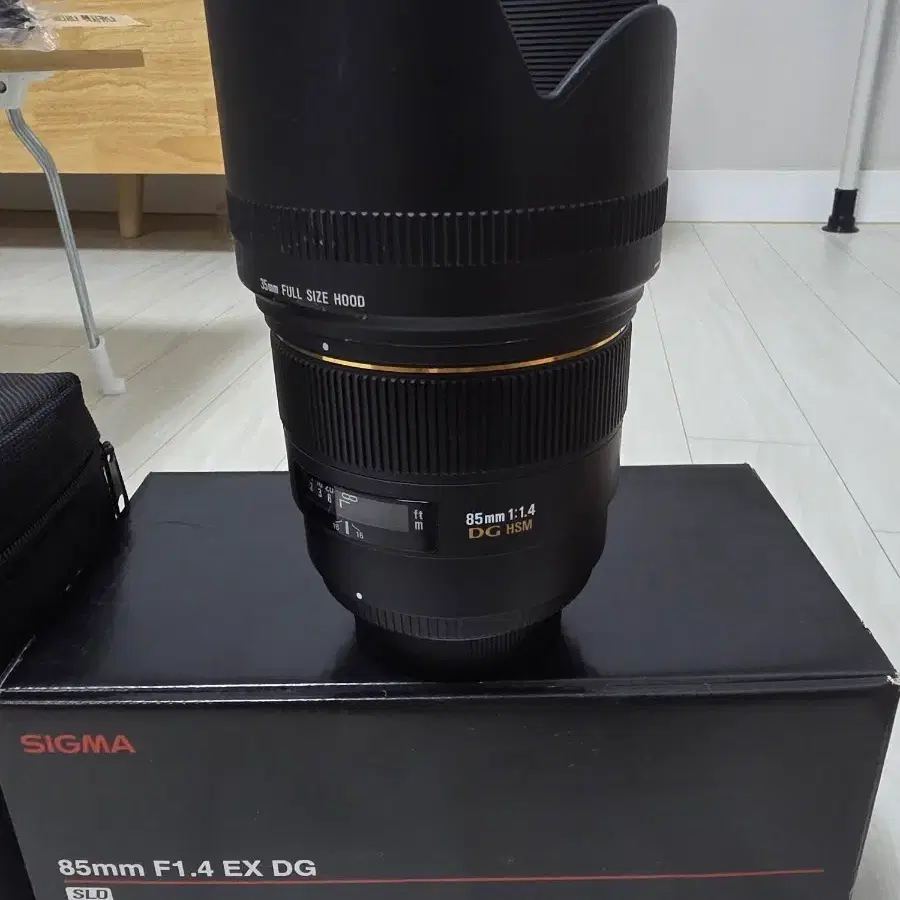 시그마 85mm f1.4 EX DG HSM 니콘 마운트 렌즈 팝니다.