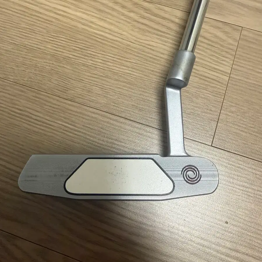 오디세이 OG 퍼터 판매합니다.
