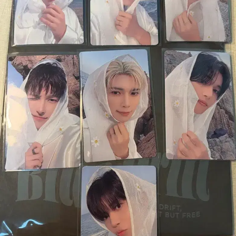 에이티즈 포카 세트