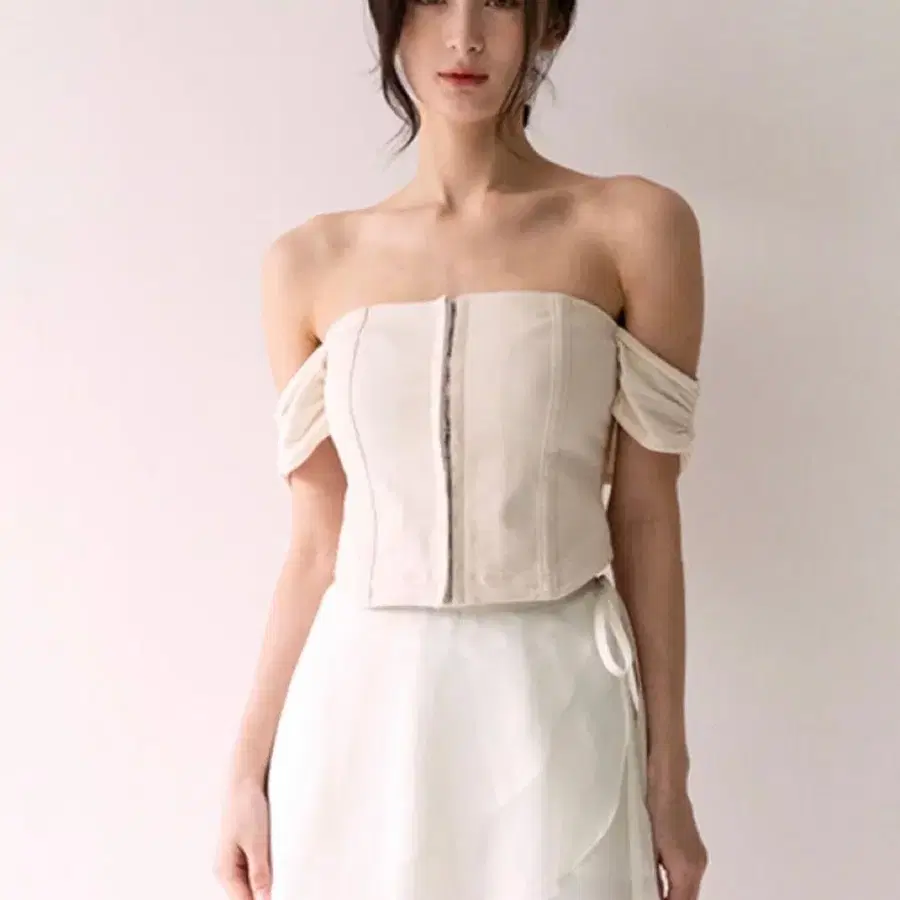 낫유어로즈 리나 탑 아이보리